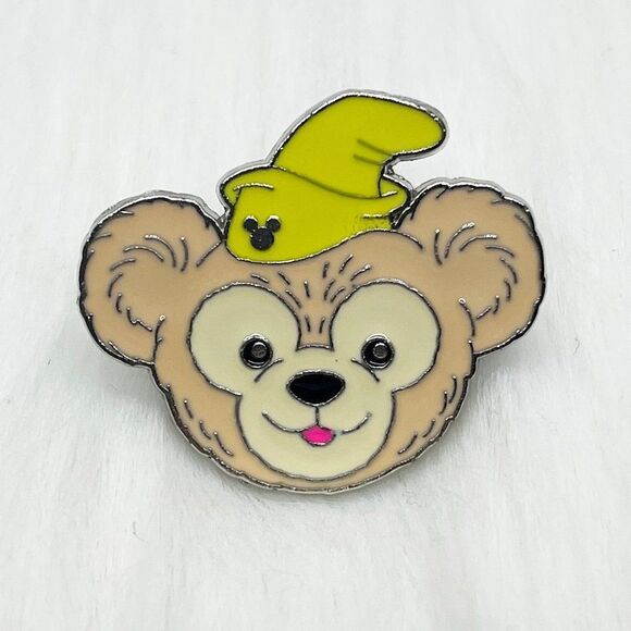 🔮 5/$25‎ Disney Duffy the Bear Dumbo Hat Pin - Picture 1 of 3